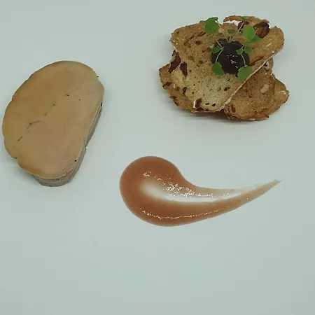 فندق De La
