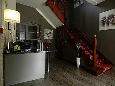De La Otel