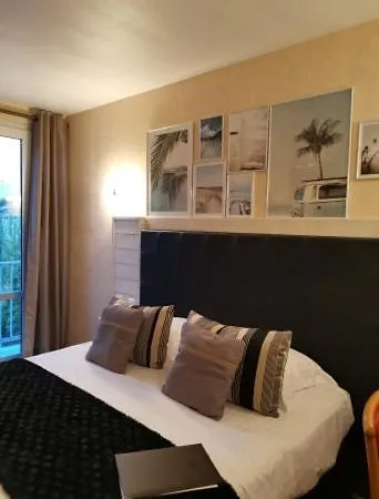 De La Otel